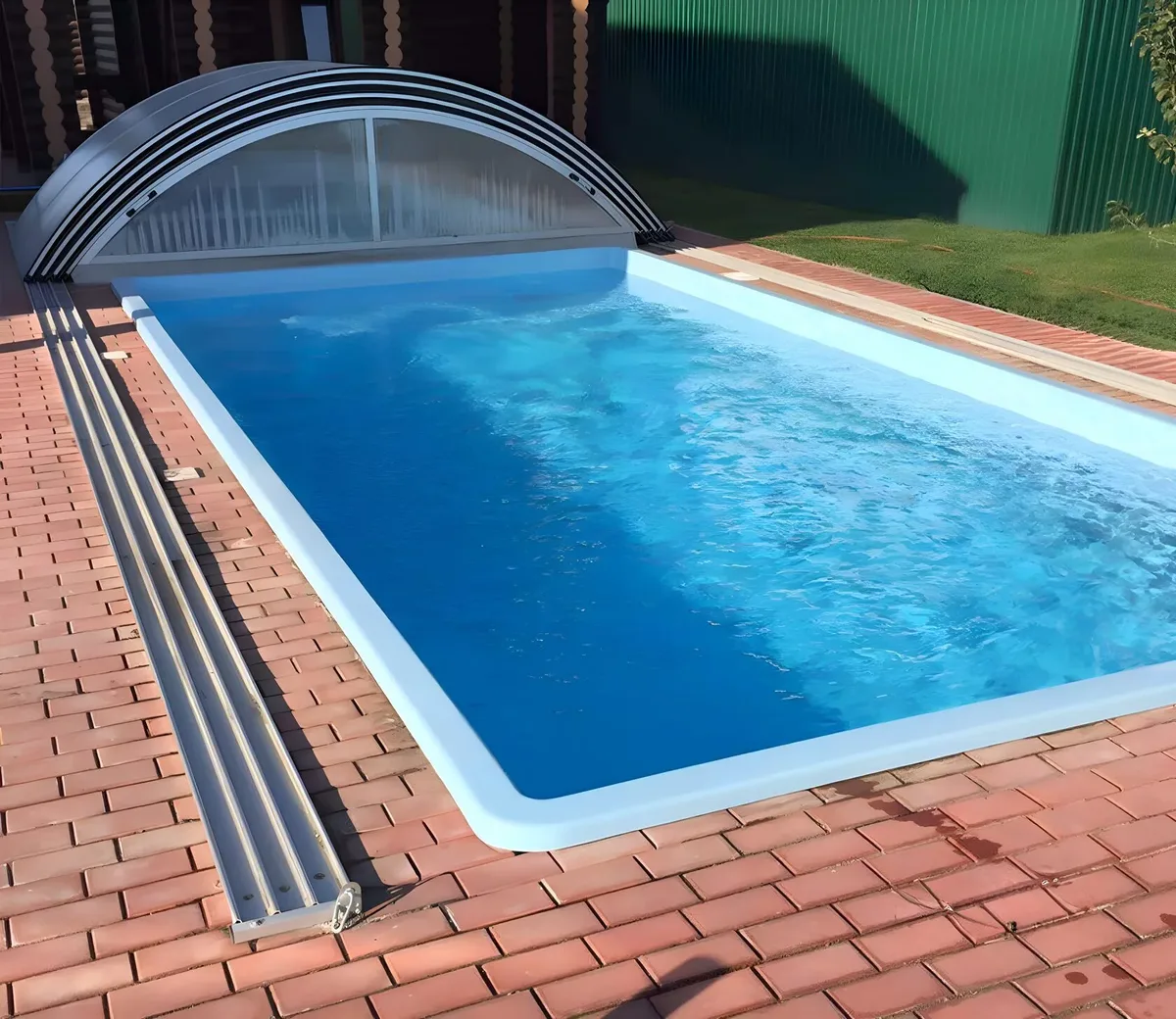 Laguna 7 — вечернее освещение в Казани