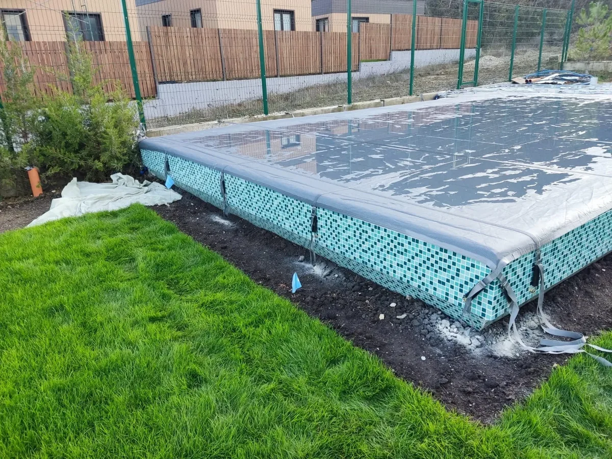 Батутное покрывало на бассейне в Казани